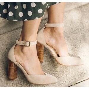 SOLUDOS | Suede Stack Heel Collette Heel - in Nude / Taupe | Size 9